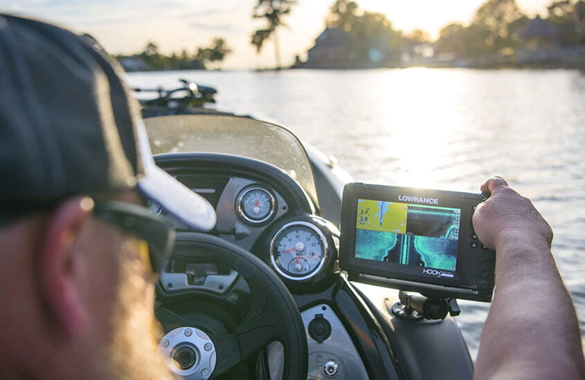 How to Use Lowrance Fish Finder